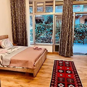 Comfy In Center Apartamento